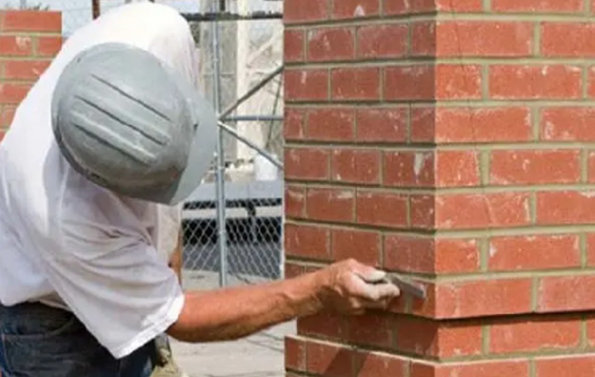 Brick pointing service