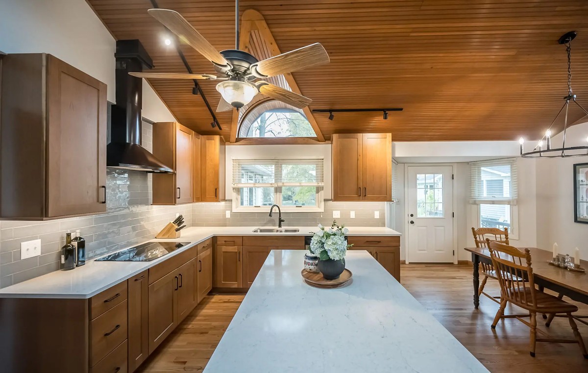 Kitchen renovation service
